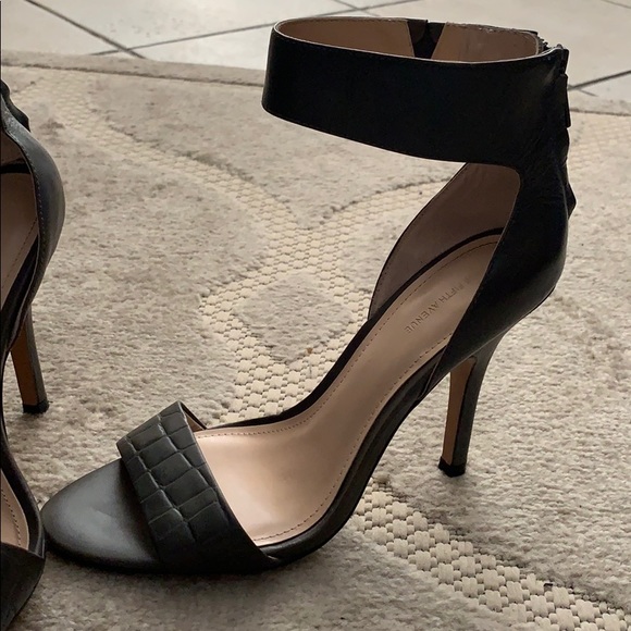 Saks Fifth Avenue Heels - Picture 2 of 4
